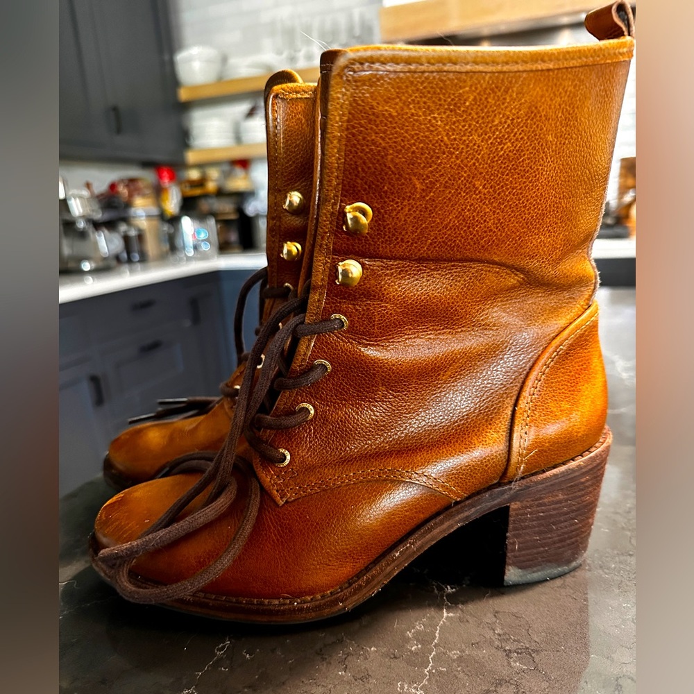 Hunter Brown Leather “Marisa” Sheepskin Boot